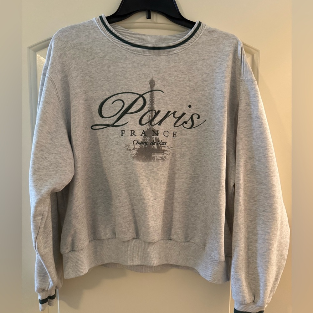 Hollister Gray Paris Graphic Women's Sweater